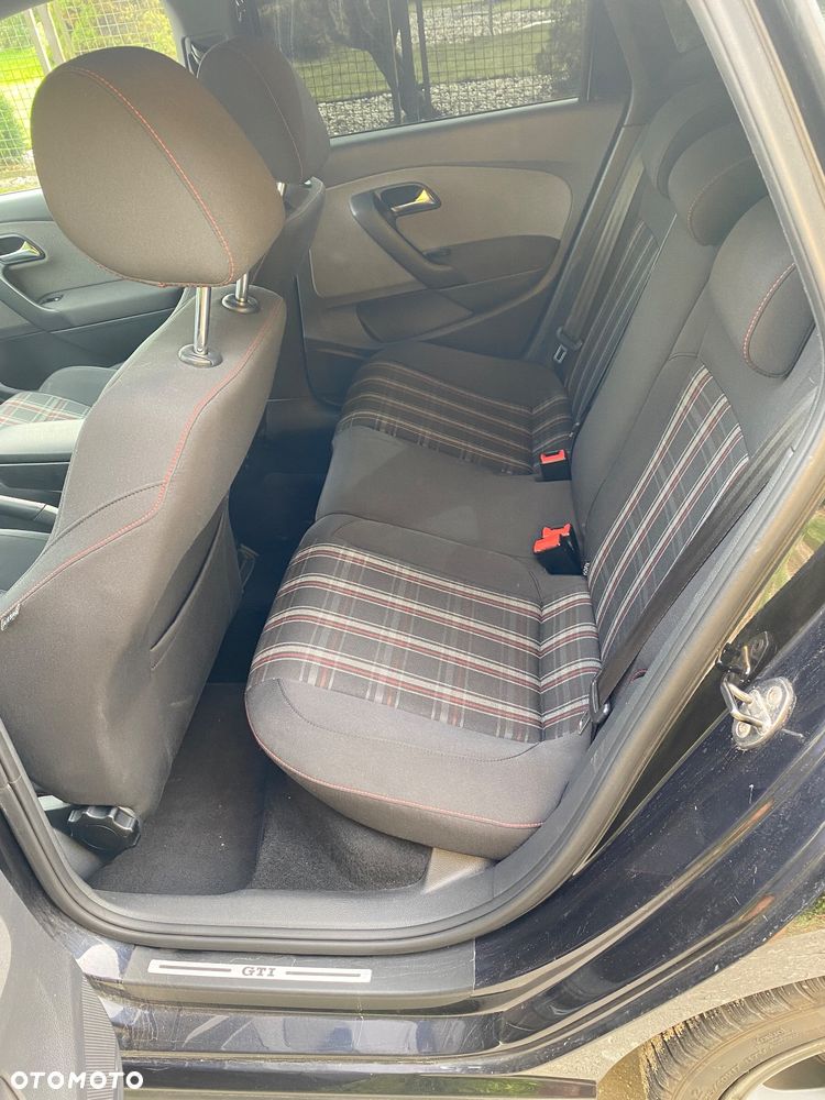 Volkswagen Polo 1.4 DSG GTI - 10