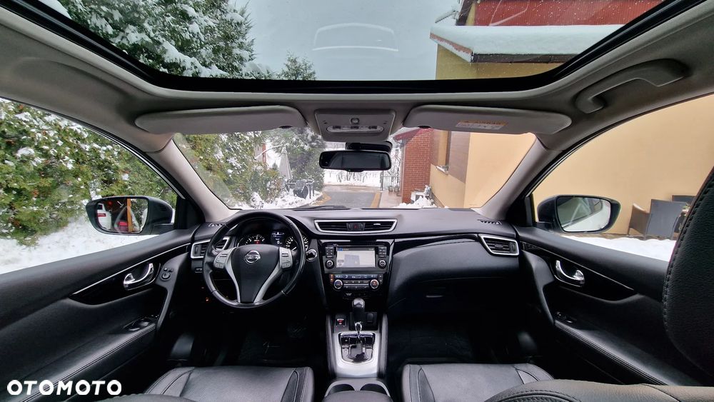 Nissan Qashqai 1.6 DCi Xtronic TEKNA - 29