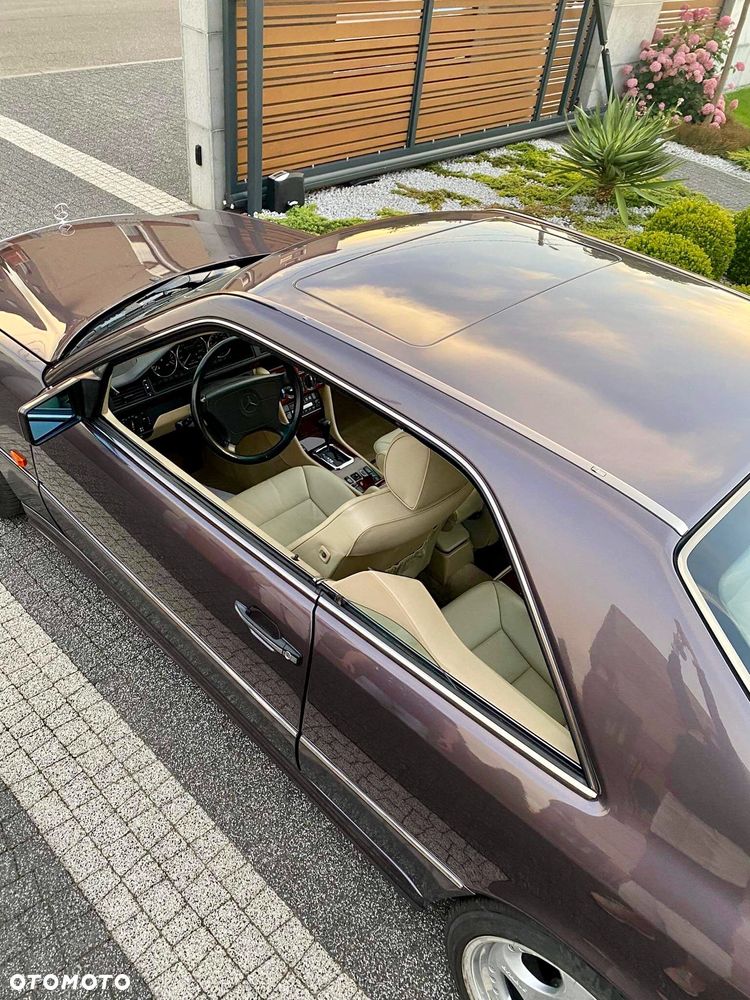 Mercedes-Benz W124 (1984-1993) - 22