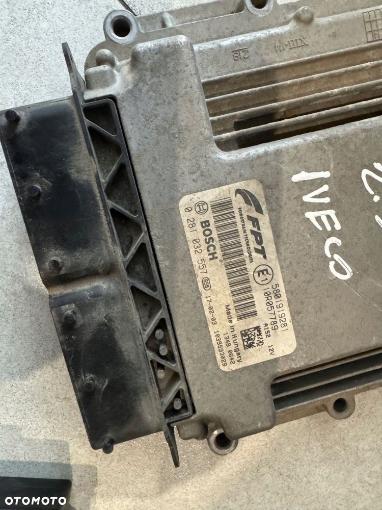 Iveco Daily 2,3 E6 zestaw sterownik 0281032557 - 2