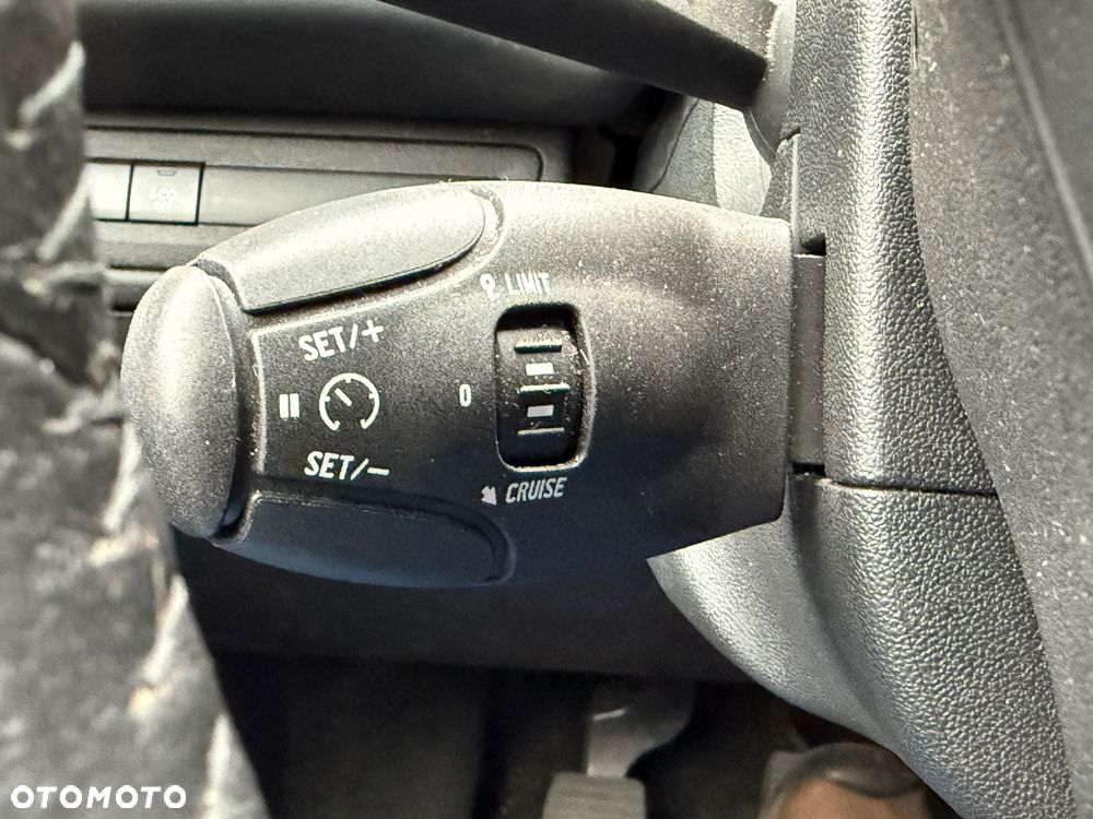 Peugeot 208 PureTech 82 Start & Stop Style - 6