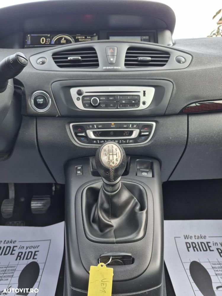 Renault Scenic - 13