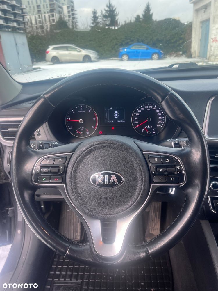 Kia Optima 1.7 CRDI M - 11