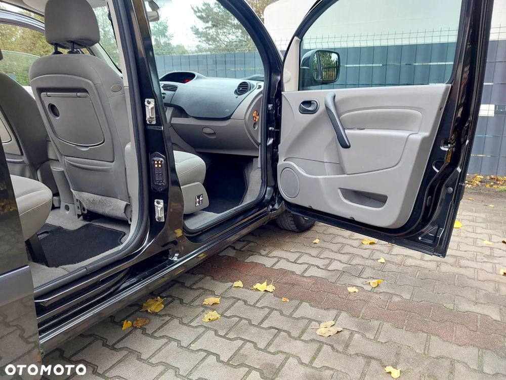 Renault Kangoo 1.6 8V Happy Family - 25
