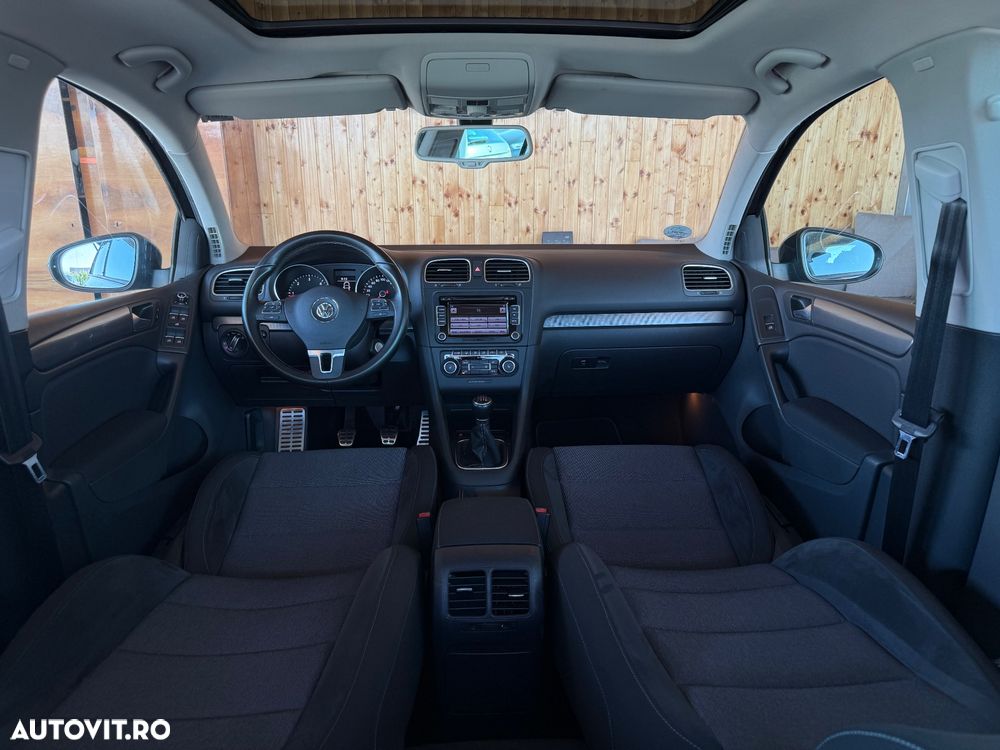 Volkswagen Golf 2.0 TDI DPF Style - 9