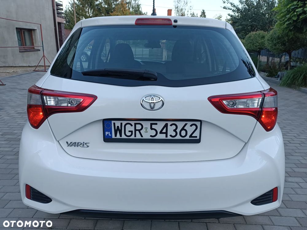 Toyota Yaris 1.0 Life EU6 - 4