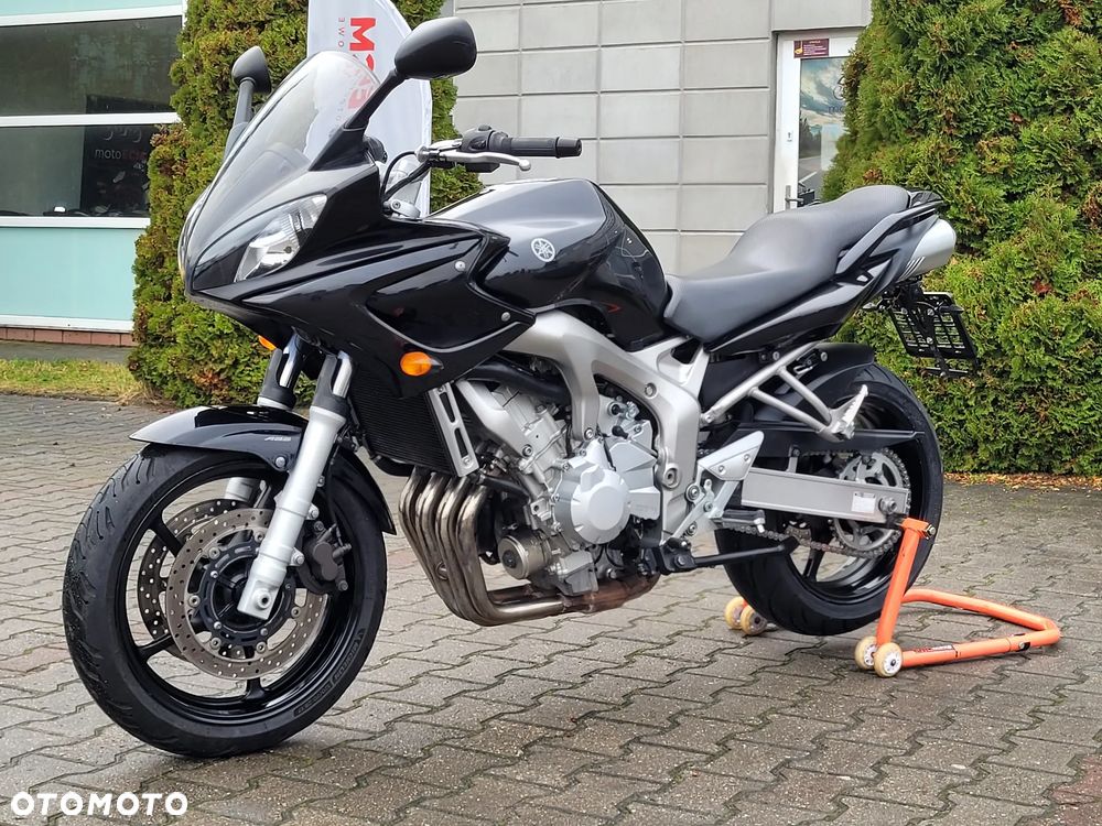 Yamaha FZ6 - 10