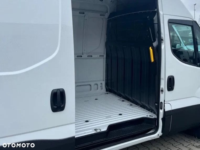 Iveco Daily 35S16 V L - 8