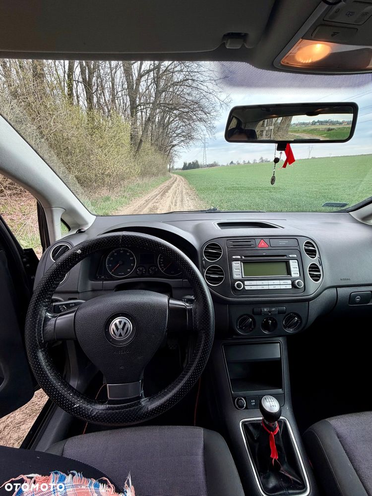 Volkswagen Golf Plus 1.6 FSI Comfortline - 6