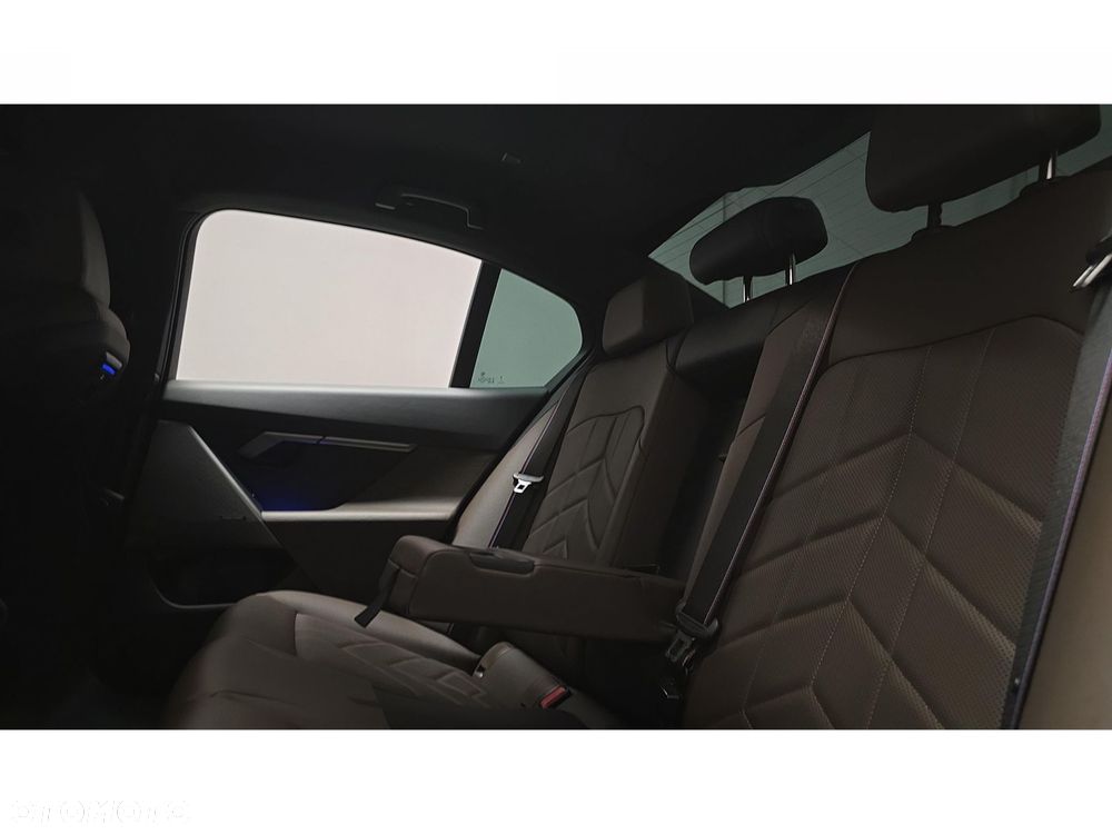 BMW Seria 5 520d xDrive mHEV M Sport - 23