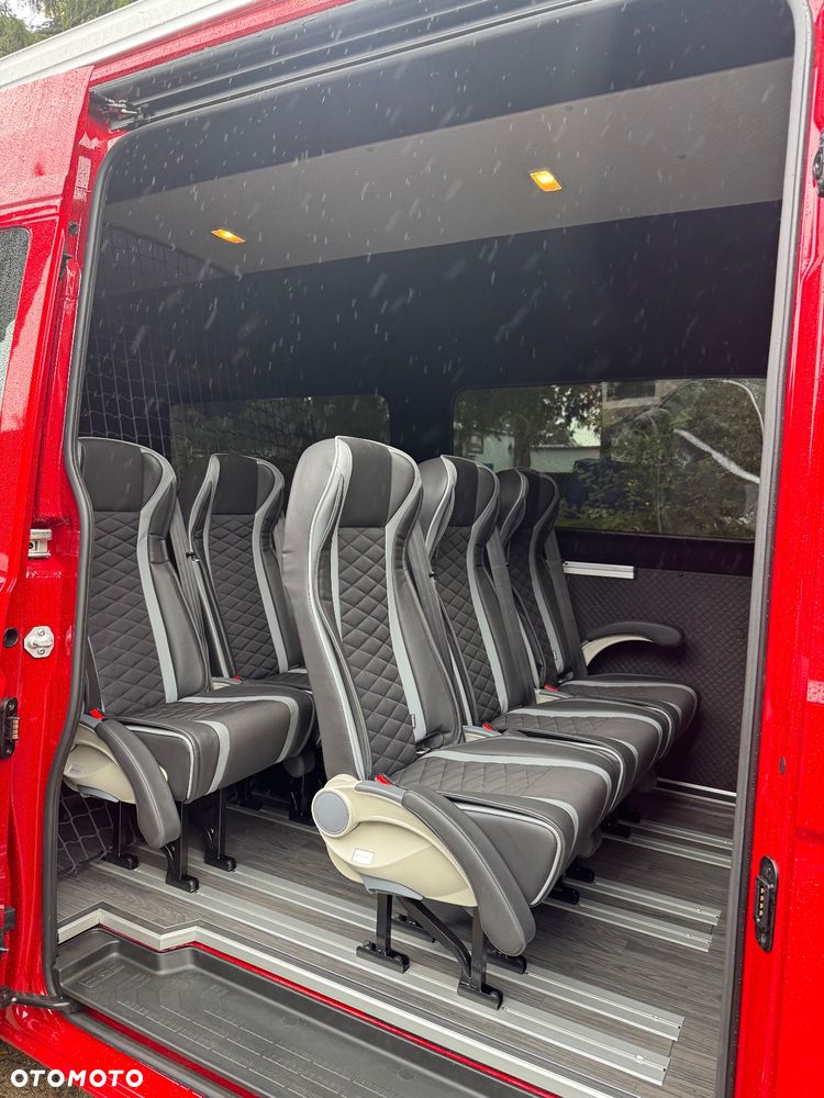 Volkswagen Crafter - 12