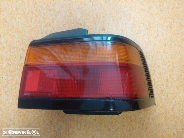 Farolim farol tras direito honda concerto