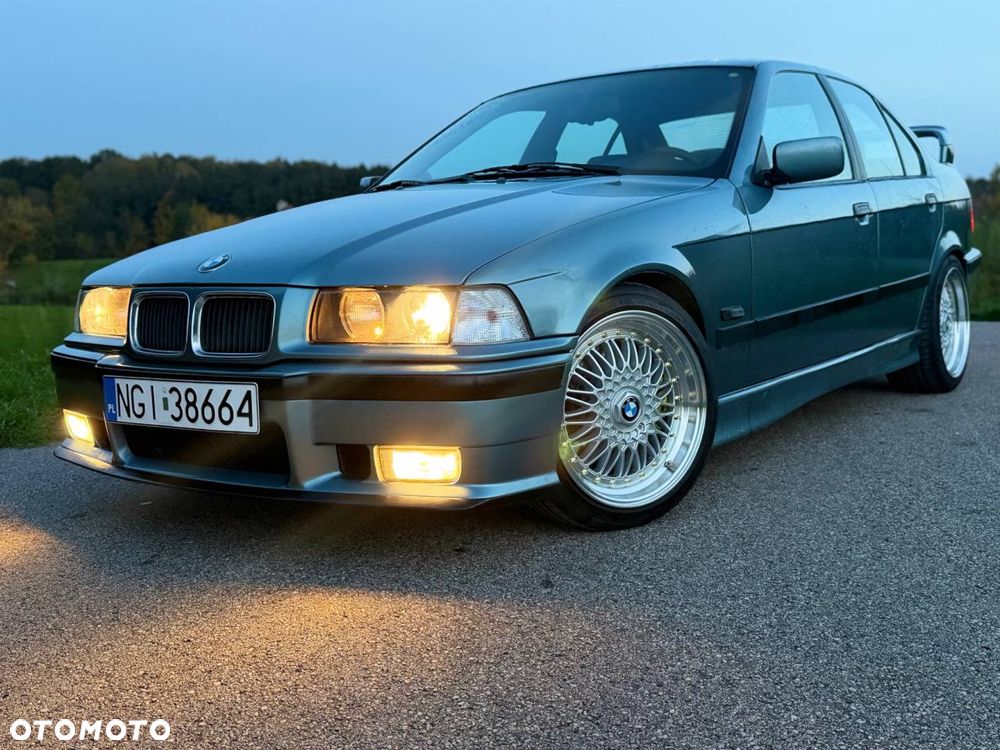 BMW 3 Series 1995 photo 2