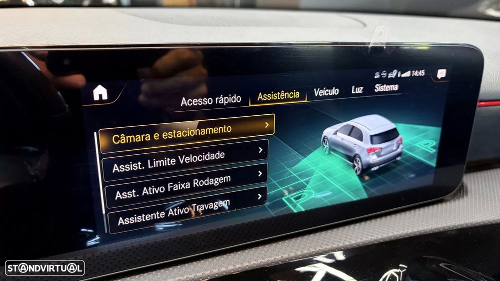 Mercedes-Benz A 200 AMG Line - 27