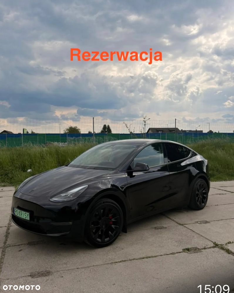 Tesla Model Y - 2