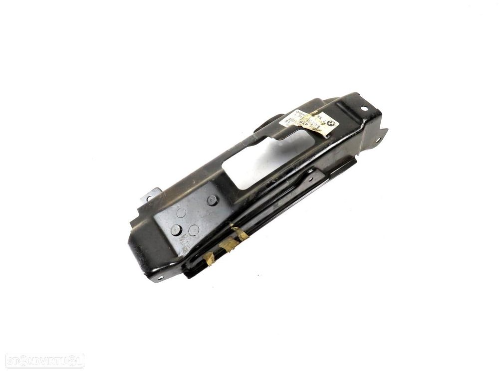 Reforço parachoques Esquerdo/Frente Usado / Original BMW 7 (E32) 51111928905 - 2