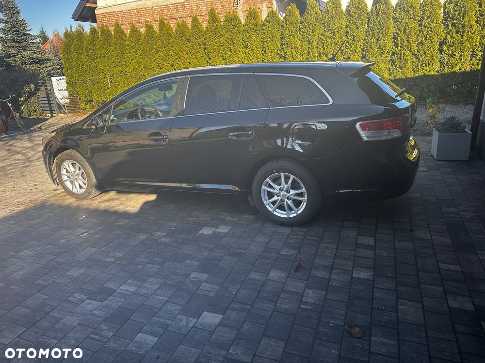 Toyota Avensis 2.0 D-4D 2010 - 2