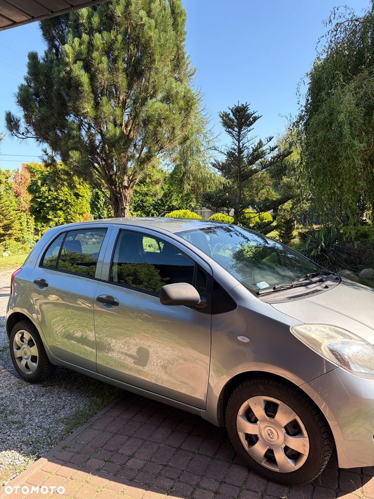 Toyota Yaris - 2