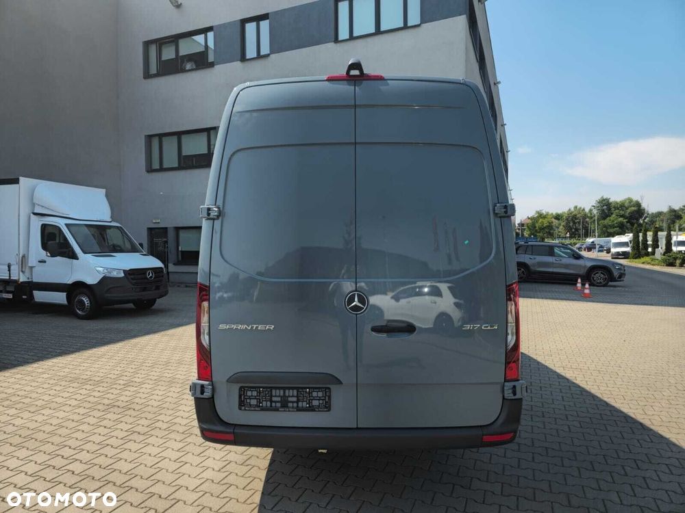Mercedes-Benz Sprinter 317 CDI - 5