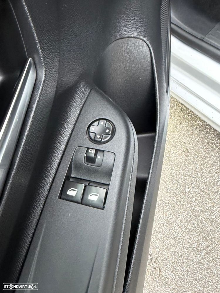 Opel Corsa 1.2 Edition - 17