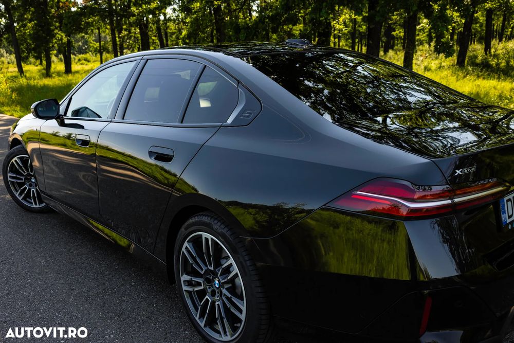 BMW Seria 5 520d xDrive Aut. - 4