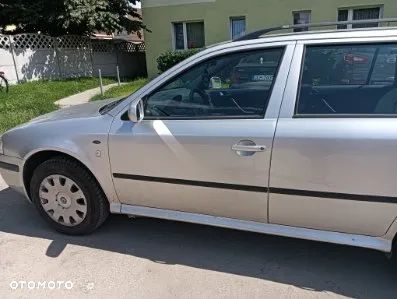 Skoda Octavia - 3