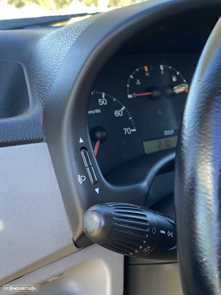 Fiat Punto 1.2 16V HLX - 10