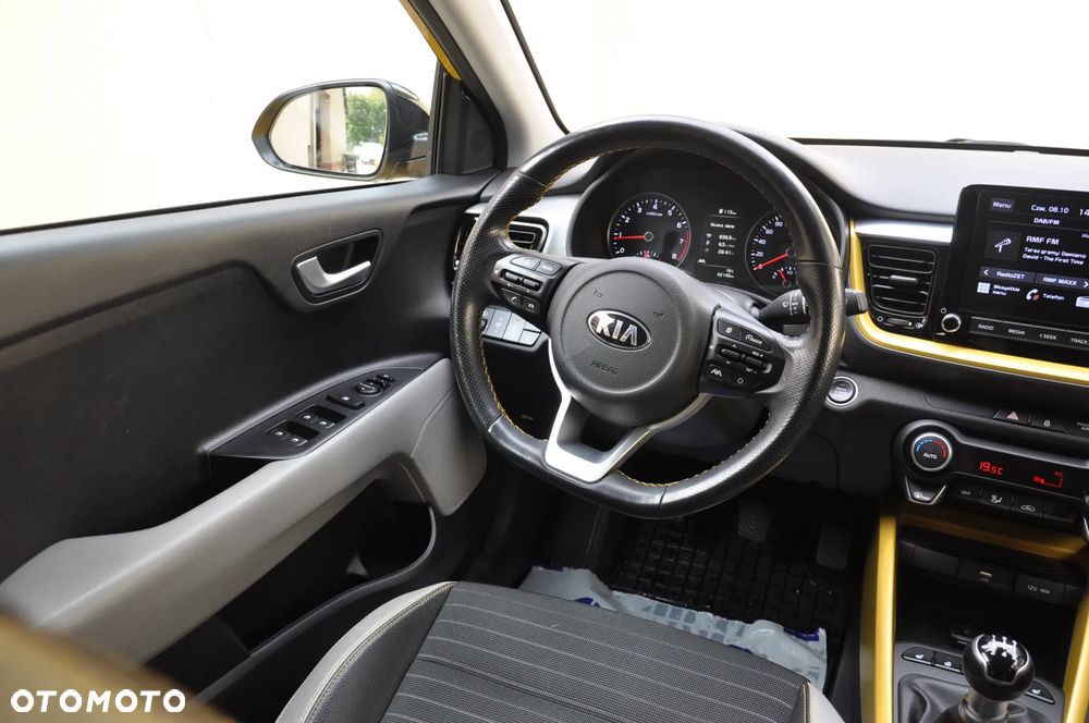 Kia Stonic 1.2 L Business Line - 11