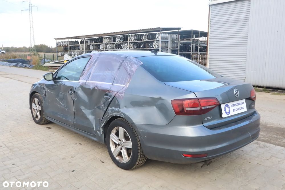 Volkswagen Jetta 1.4 TSI BMT Highline - 6