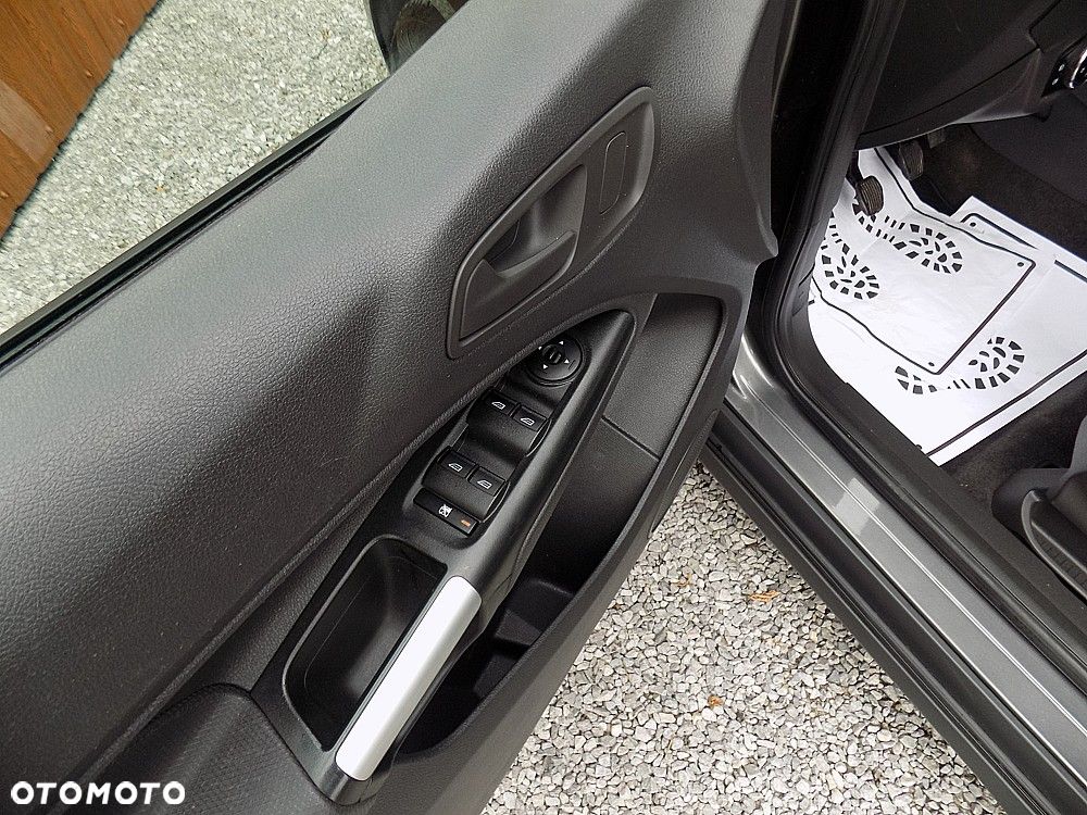 Ford Tourneo Connect 1.0 EcoBoost Start-Stop Ambiente - 9