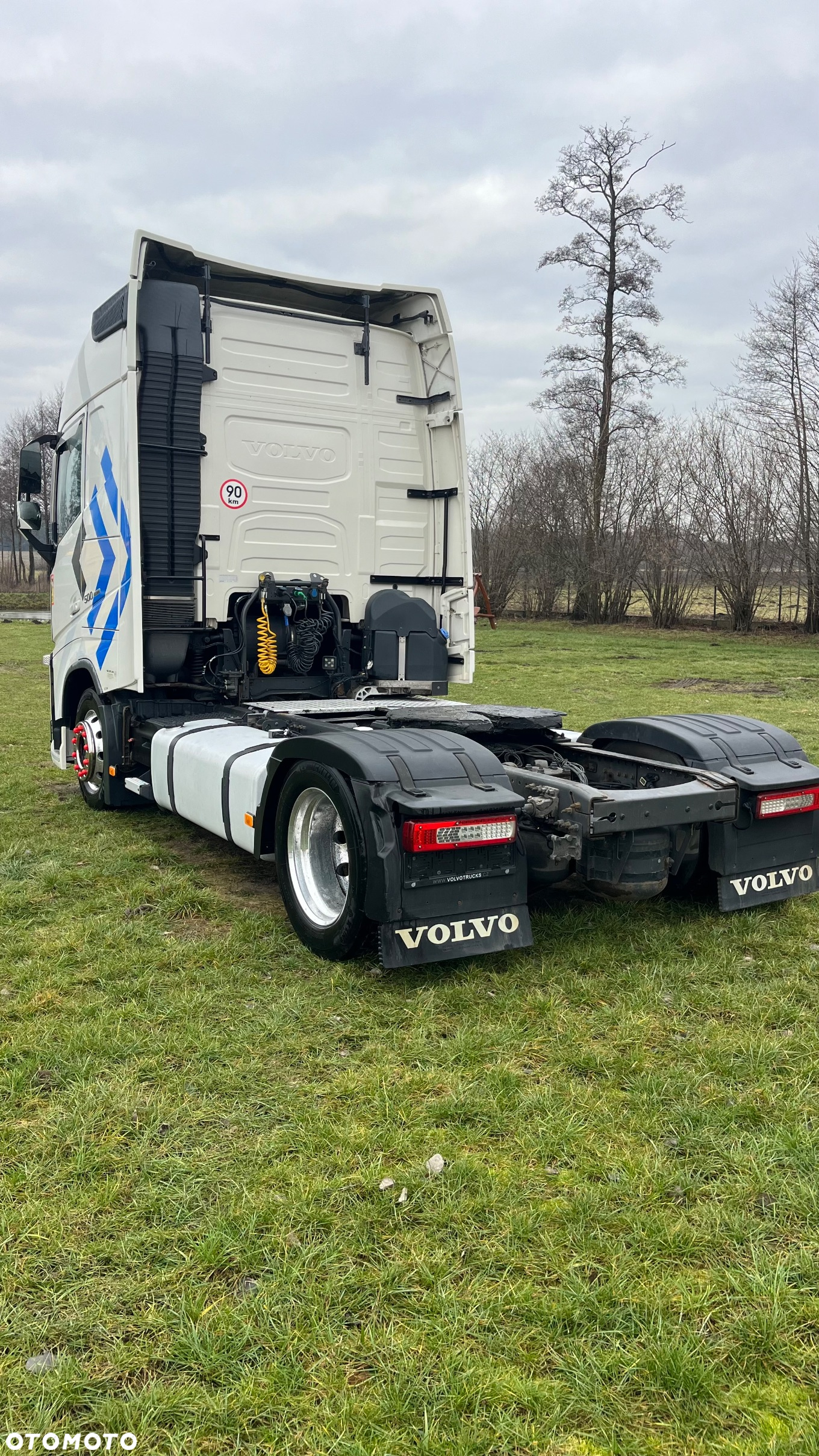 Volvo - 10