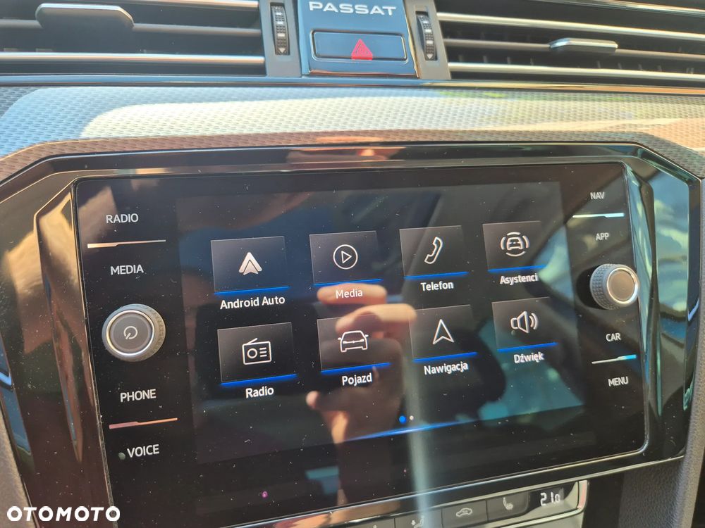 Volkswagen Passat - 30