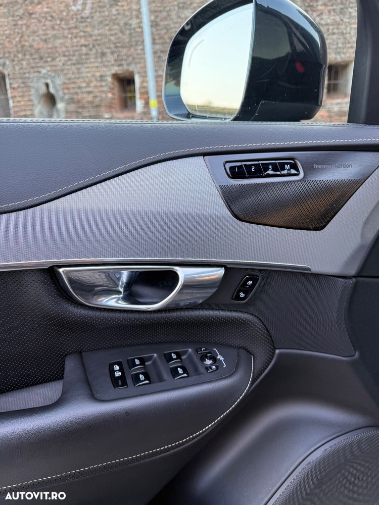 Volvo XC 90 T6 AWD Geartronic RDesign - 11