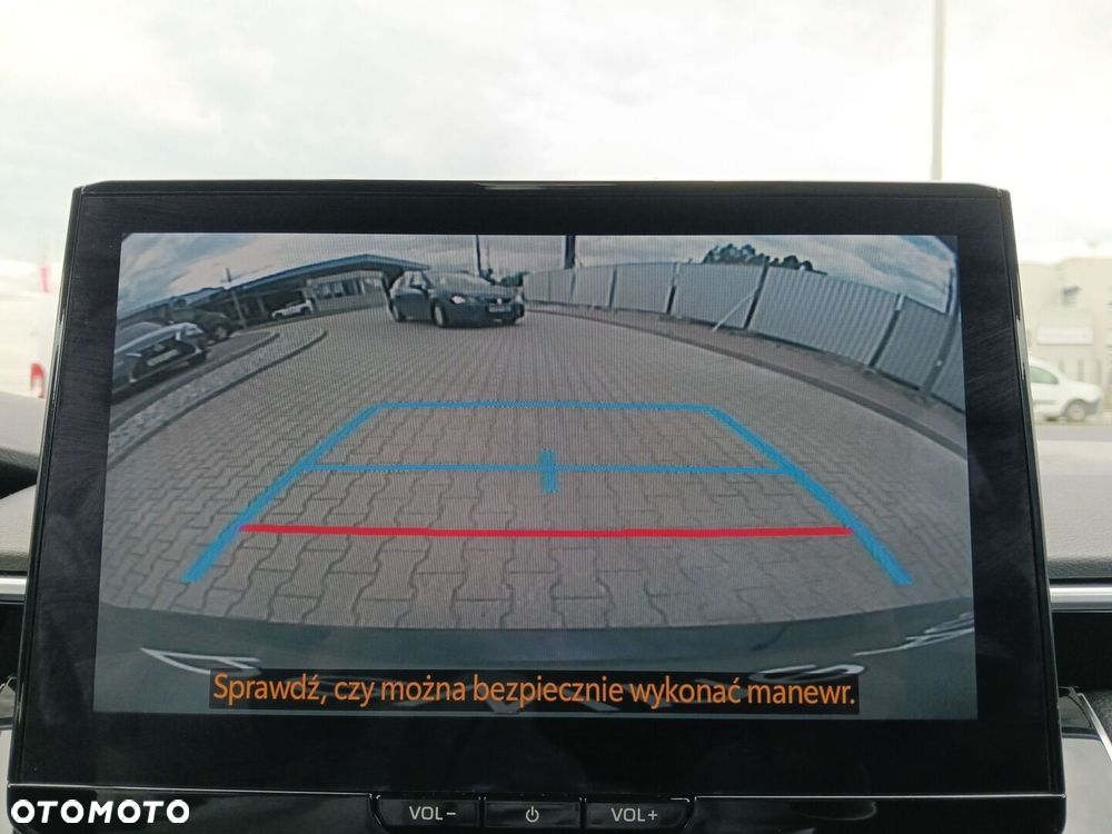 Toyota Corolla 1.8 Hybrid Style - 19