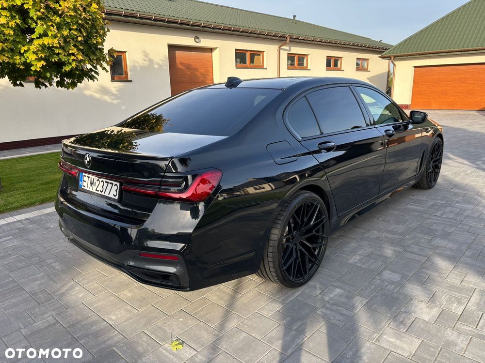 BMW Seria 7 740Li - 9