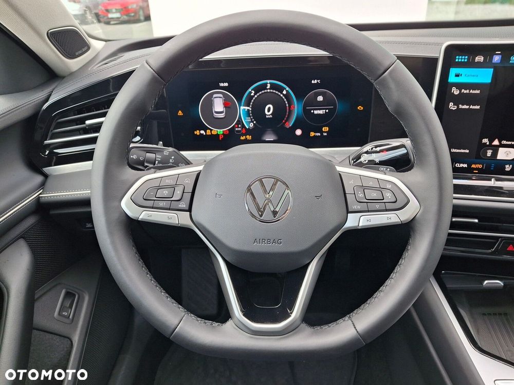 Volkswagen Passat - 26