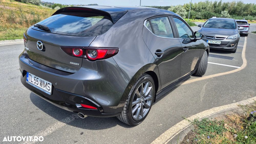 Mazda 3 G122 AT Plus - 18
