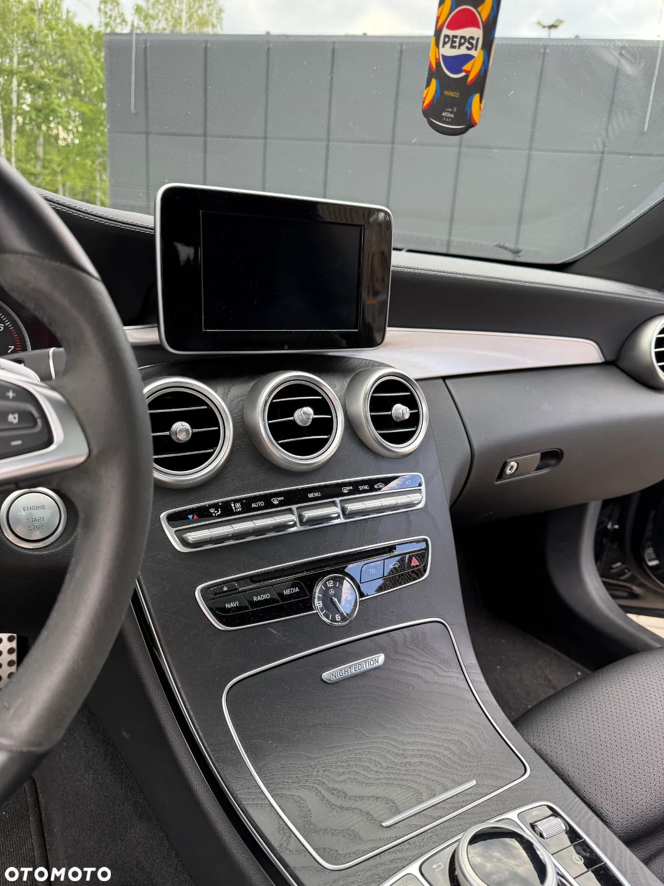 Mercedes-Benz Klasa C 300 Coupe 9G-TRONIC Night Edition - 12