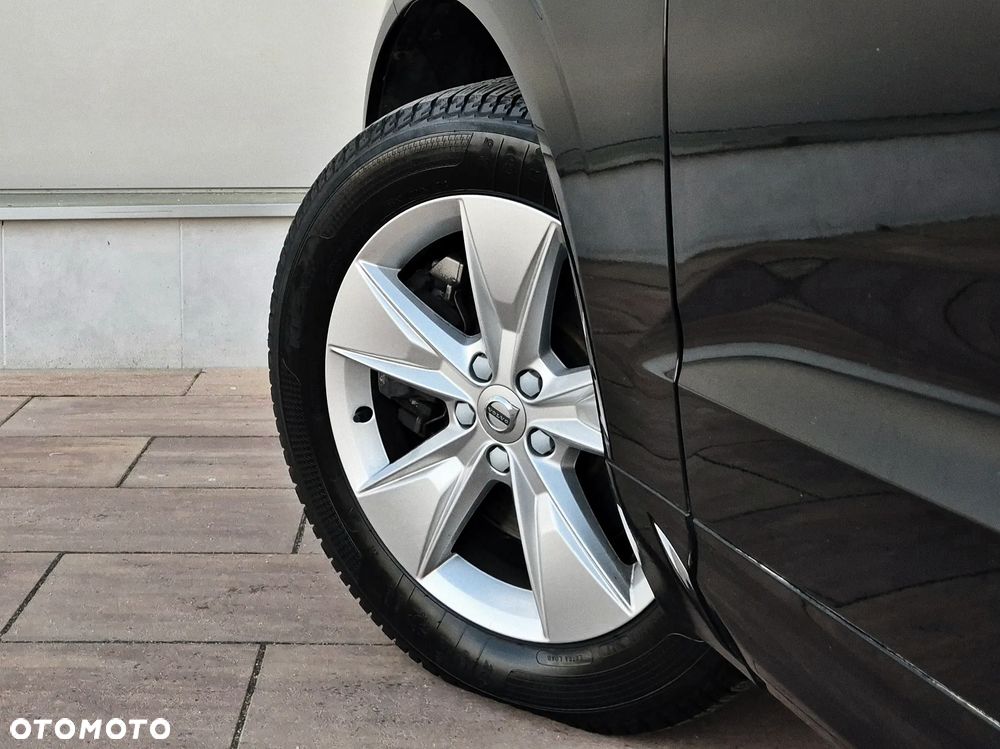 Volvo XC 60 B4 D Momentum Pro - 18