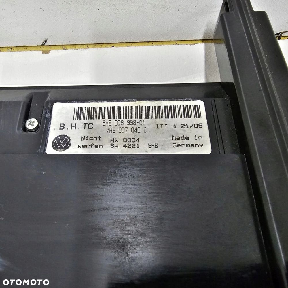 VW T5 CARAVELLE panel sterowania nawiew climatronic przód 7H2907040C - 4