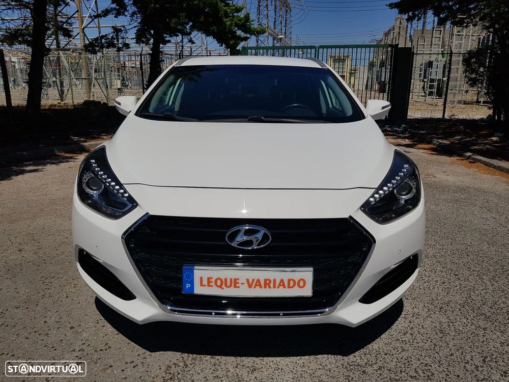 Hyundai i40 SW 1.7 CRDi Blue Comfort - 2