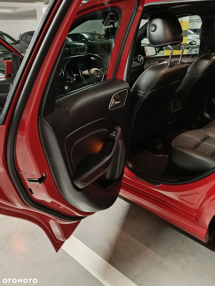 Mercedes-Benz Klasa B 200 - 13