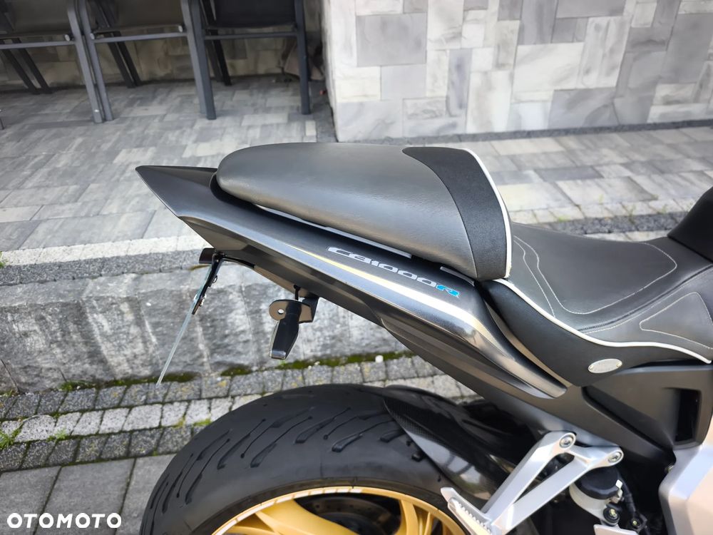 Honda CB - 23