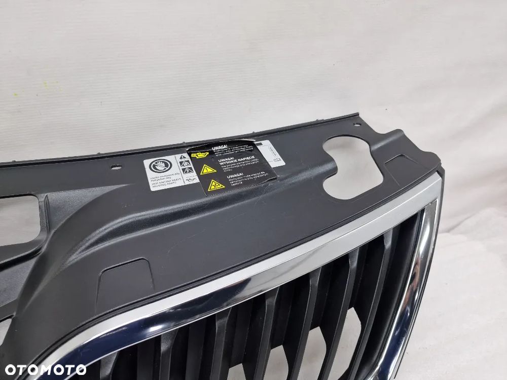 SKODA RAPID 5JA 12- ATRAPA PRZEDNIA PRZÓD / GRILL , NR 5JA853668 , NR AUKCJI NG547 - 4