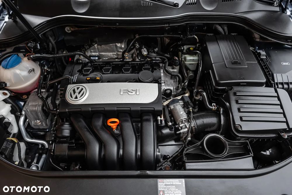 Volkswagen Passat 2.0 FSI Individual - 27
