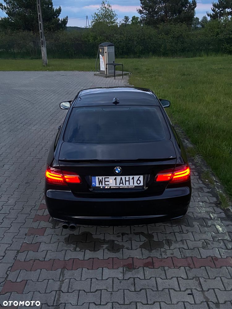 BMW Seria 3 325d - 7
