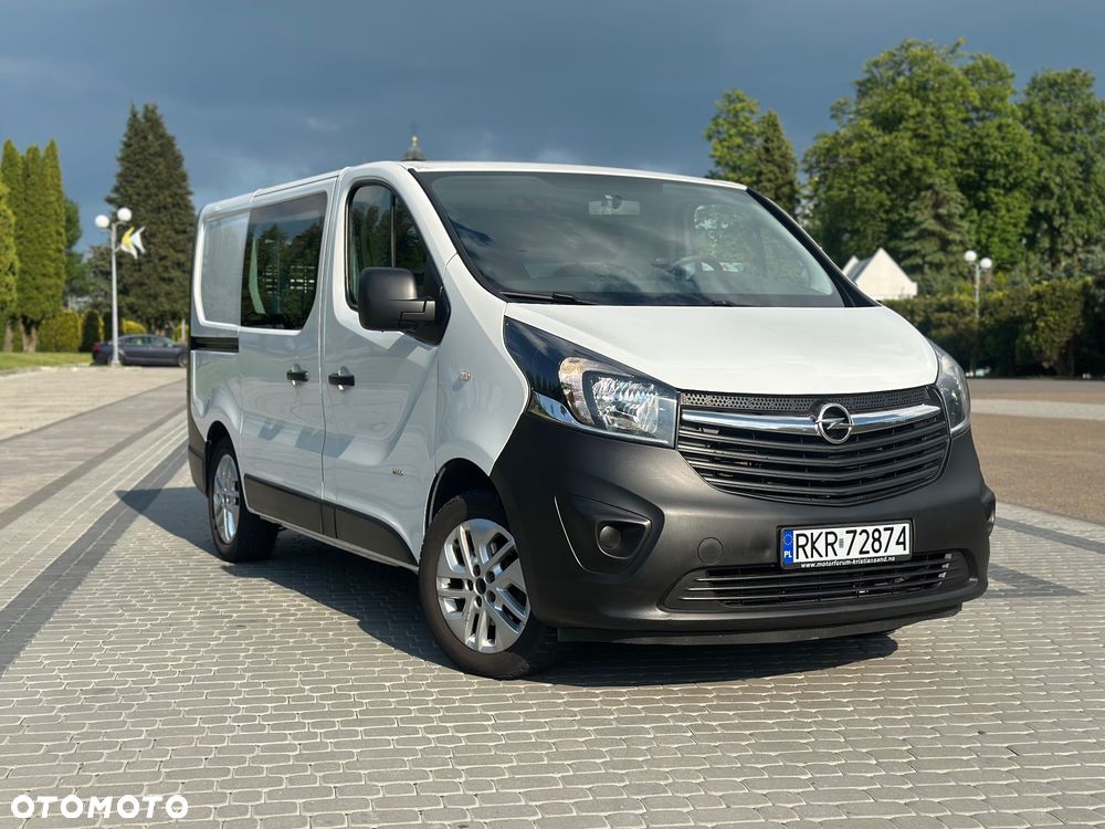 Opel Vivaro - 1