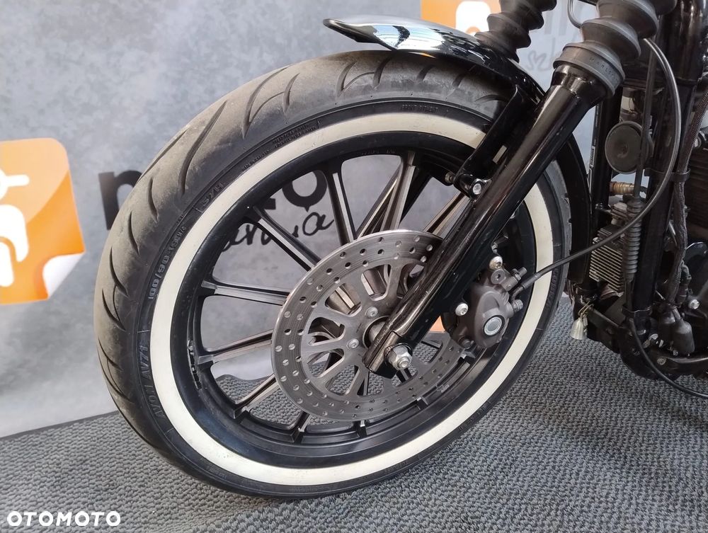 Harley-Davidson Sportster Iron 883 - 36