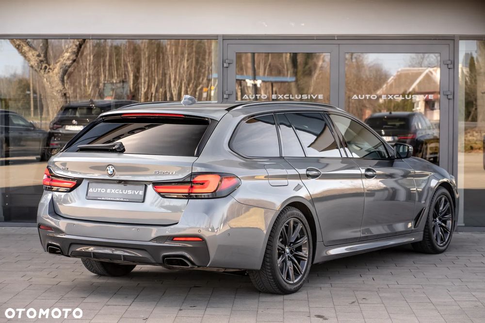 BMW Seria 5 530d xDrive M Sport Edition - 26