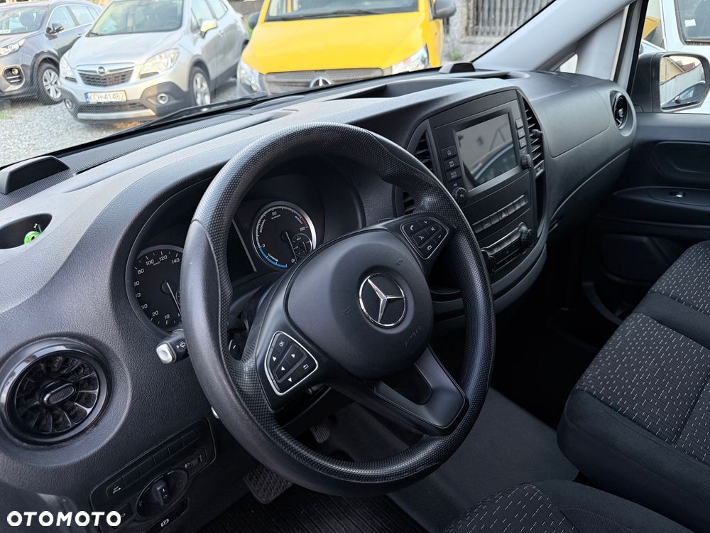Mercedes-Benz eVito - 14